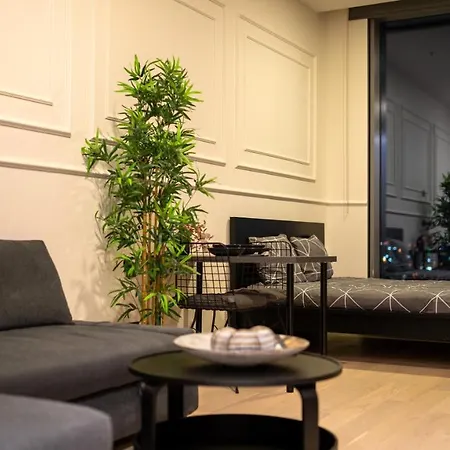 דירה Skyland - 32nd Floor Luxury Studio איסטמבול