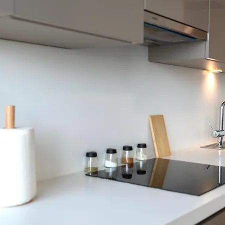 דירה Skyland - 32nd Floor Luxury Studio איסטמבול