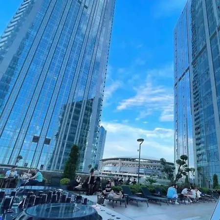 דירה Skyland - 32nd Floor Luxury Studio *