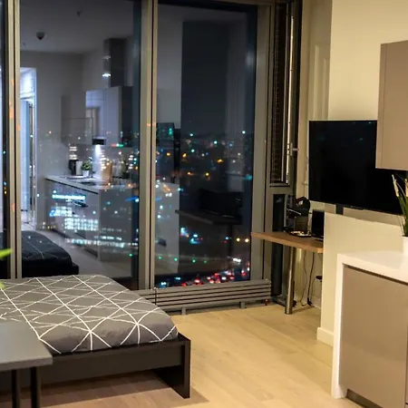 Lägenhet Skyland - 32nd Floor Luxury Studio Istanbul