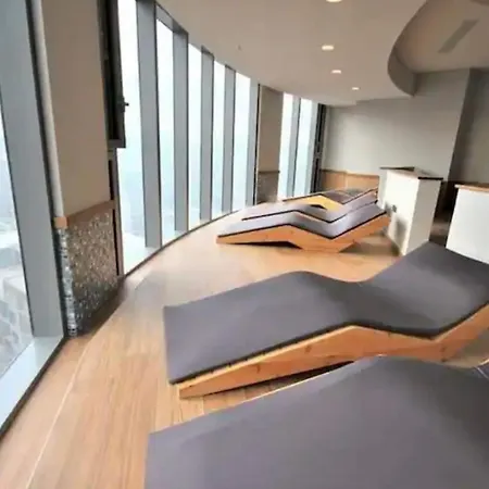 Lägenhet Skyland - 32nd Floor Luxury Studio *